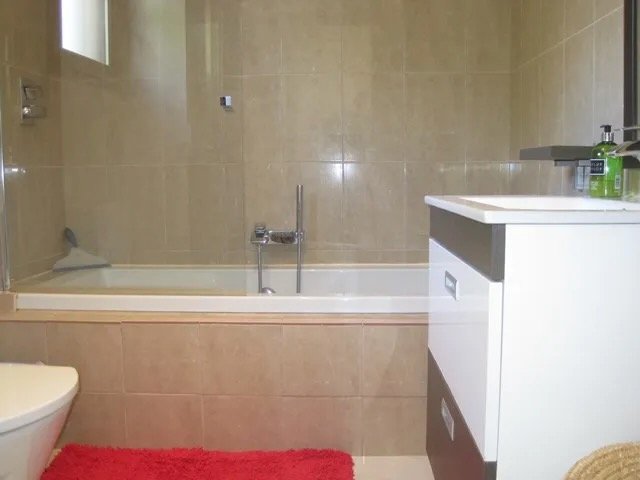 Property 2448 - Image 16